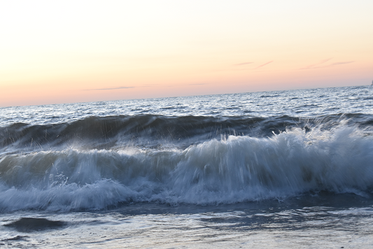 Big wave in the middle of sea